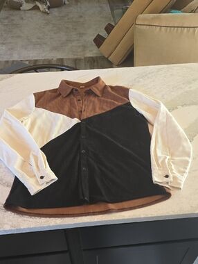 Colorblock Corduroy Button-Up Shirt in Brown, Black & Cream